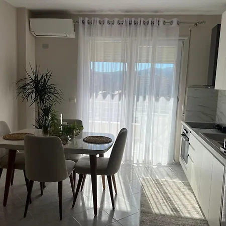 Apartment Coastal Heaven *
